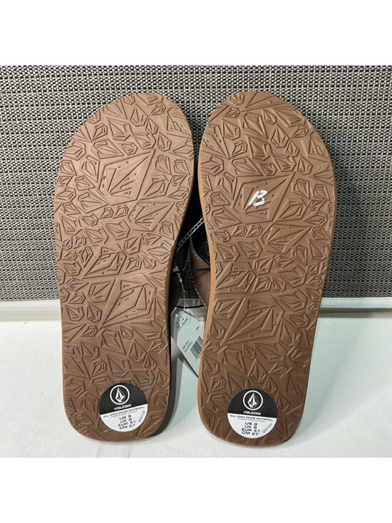 Volcom Recliner Sandals Mens Size 9 Brown With Black Sole Comfortable Flip-Flops